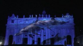 Vaticano se tiñó de luz y color por el medio ambiente Vaticano se tiñó de luz y color por el medio ambiente