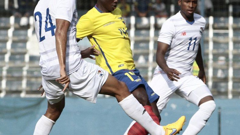 Ecuador golea 4-0 a Panamá en partido amistoso