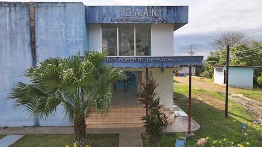 La planta Roberto Reyna, del IDAAN, en Chitré, estará en reparaciones, se le siguiere a los residentes tomar medidas. La planta Roberto Reyna, del IDAAN, en Chitré, estará en reparaciones, se le siguiere a los residentes tomar medidas.