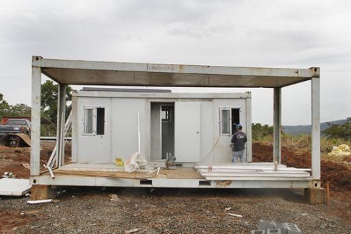 Construyen soluciones habitacionales para afectados de inundaciones