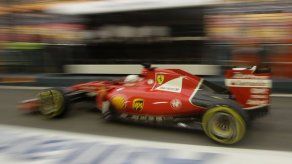 Vettel y Räikkönen pierden 10 posiciones en la partida del GP de EEUU