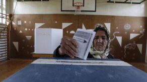 Bosnios van a votar en medio de fuerte desempleo