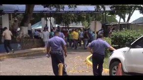 Funcionarios de CSS y PN se enfrentan en Vía Transístmica