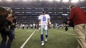Cowboys: Romo suelta pases en práctica