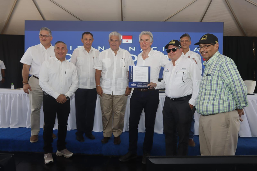 Presidente Mulino da orden de proceder&nbsp;