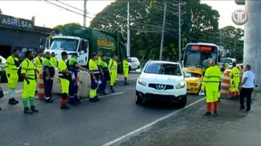 Trabajadores de Revisalud protestan por falta de pago