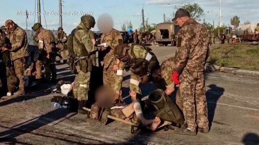Rusia dice que se rindieron 265 combatientes ucranianos de acería Azovstal