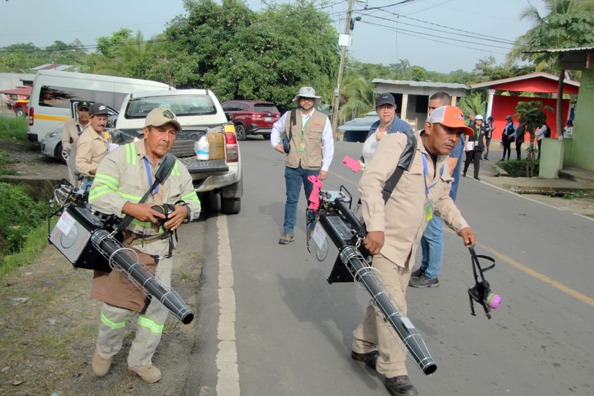 MINSA realiza mega operativo contra el dengue en Las Garzas de Pacora