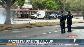 Policía Nacional reabre la vía Transístmica tras cierre de universitarios Policía Nacional reabre la vía Transístmica tras cierre de universitarios