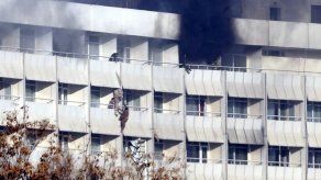 Una veintena de muertos en ataque talibán al Hotel Intercontinental de Kabul