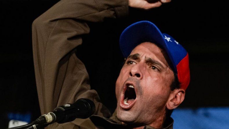 Colombia: inhabilitación de Capriles aumenta polarización en Venezuela