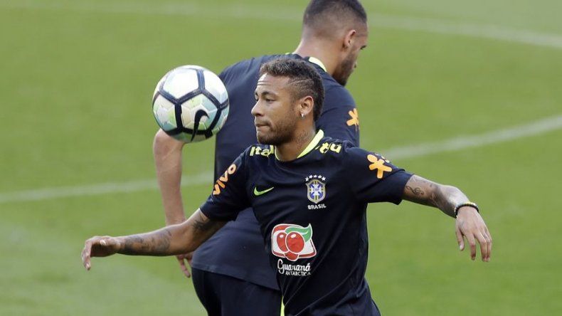 Brasil cede 1era plaza del ranking de FIFA, Panamá sube una posición