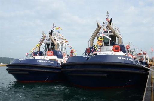 Empresa española entrega dos de 14 remolcadores al Canal de Panamá