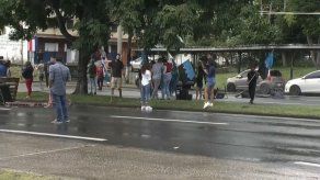 Obreros y universitarios vuelven a protestar por las reformas constitucionales