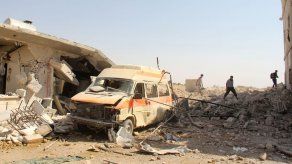 Mueren 94 personas en choques y por bombardeos en el noroeste de Siria