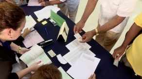 Jubilados molestos por atrasos en entrega de Cepadem