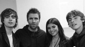 Liam Gallagher le dedica una canción a su hija Molly tras conocerla el año pasado
