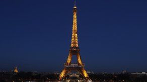 La Torre Eiffel estará iluminada desde este martes con esta tecnología.