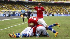 Chile logra pasaje al Mundial al ganar a Ecuador