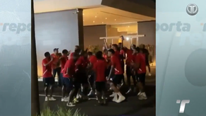 Fanáticos panameños arman fiesta