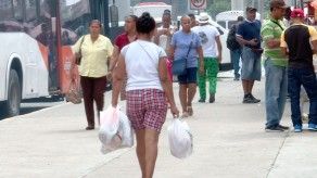 Canasta básica bajó según MEF, consumidores consideran lo contrario