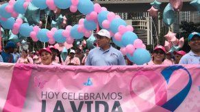 Realizan Caminata de Luz en la Cinta Costera