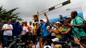 Capriles confirma manifestarán el miércoles en todo el país por revocatorio