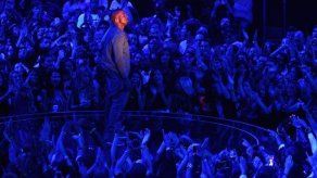 Activistas critican visita de Kanye a Kazajstán