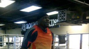 Español Quiñonero en negociación para pelear con Felino Jones