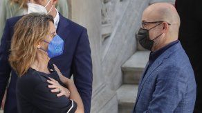 Los ministros de ambiente&nbsp; se reúnen en momentos que incendios forestales arrasan enormes extensiones de tierras resecas en el oeste de Estados Unidos y Siberia.