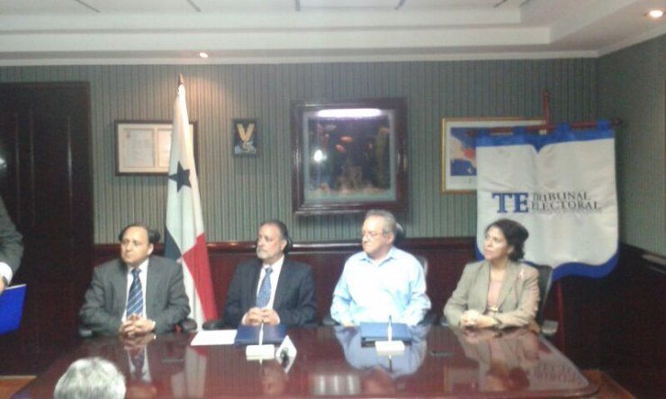 FAD firmó convenio con el Tribunal Electoral para garantizar transparencia en primarias