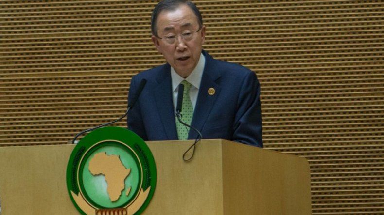 Decenas de miles de marroquíes se manifiestan contra Ban Ki-moon en Rabat