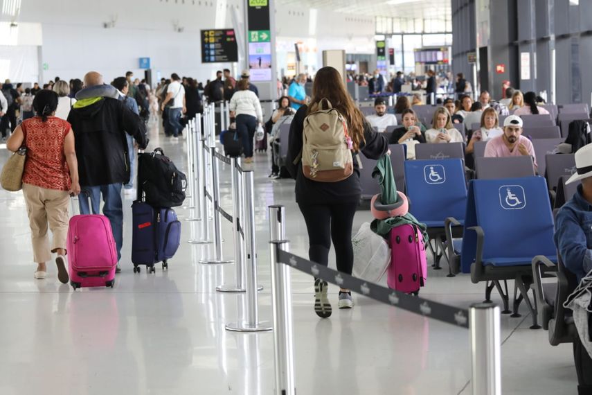 Los viajeros que ingresen al país no necesitarán presentar&nbsp; el QR e hisopados.