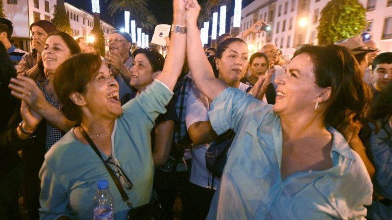 Absuelven a dos jóvenes juzgadas por llevar ropa provocativa