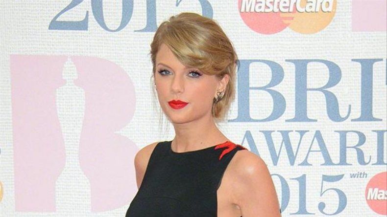 Taylor Swift aprendió a tocar la guitarra para diferenciarse del resto de artistas