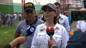 Autoridades brindan ayuda humanitaria a migrantes varados en Panamá