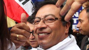 FARC: Santos está detrás de destitución de Petro