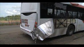 Conductor de Metro bus choca con camión de la AAUD