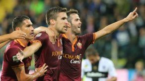 La Roma gana en Parma y alcanza al Nápoles en la Serie A
