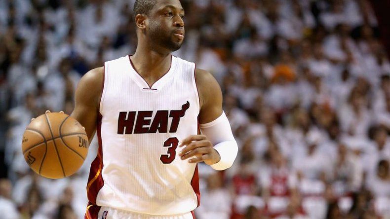 Wade deja Miami y se va con los Bulls; Calderón traspasado a los Lakers