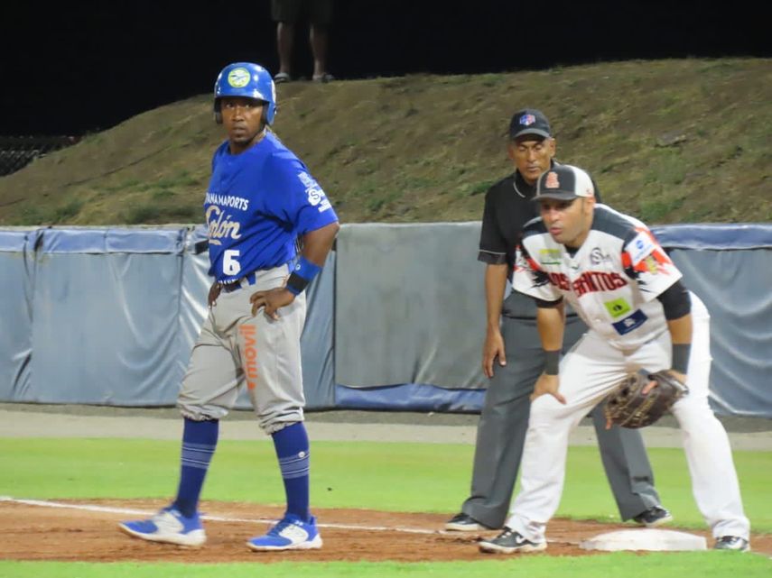 Béisbol Mayor 2023: Colón empata la final en el juego 2