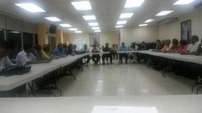 Docentes se reunieron con representante del Sindicato de Varela Hermanos en la CGTP