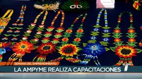 Ampyme capacita a emprendedores en la Semana Global del Emprendimiento