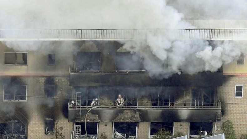 Japón: fuego provocado en estudio anime dejaría 13 muertos