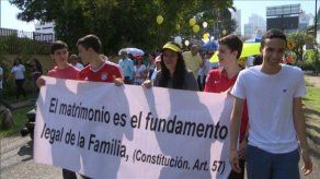 Panameños se encuentran a nivel nacional en una Caminata por la Familia