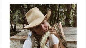 Elsa Pataky recrea en Instagram las aventuras de Cocodrilo Dundee