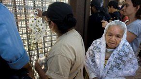 Caravana de inmigrantes da su mensaje contra el miedo en la frontera de EEUU