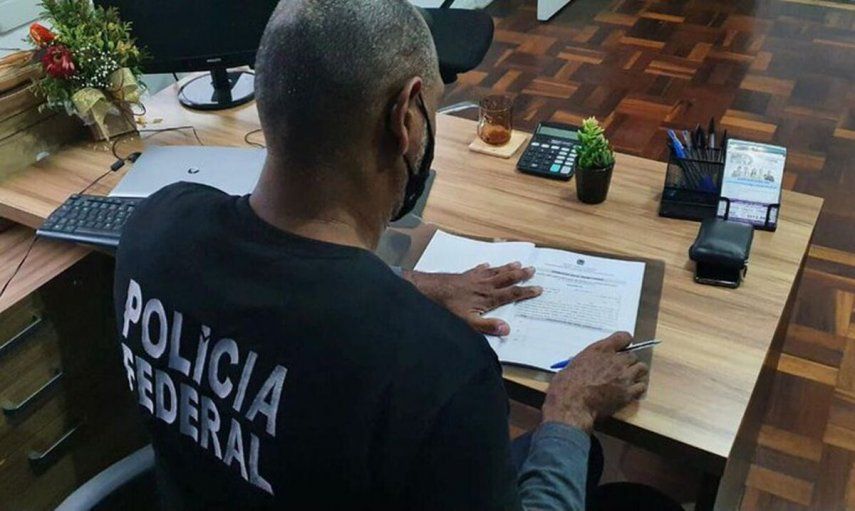 En los registros fueron decomisados 21 automóviles de lujo