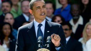 Obama reta a Romney a que diga si EEUU debe iniciar otra guerra
