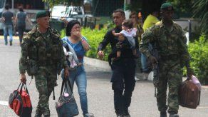 Desertan 156 militares venezolanos más a Colombia y cifra total llega a 567